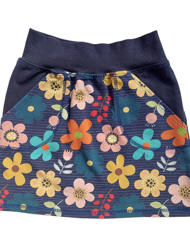 Size 2 Retro Flower print Skirt (NZ Made)